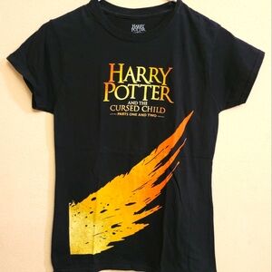 Harry Potter and the Cursed Child t-shirt. Teens medium. EUC.